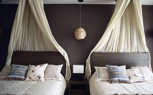 Soho Playa Hotel