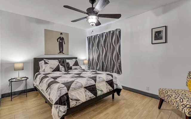 NEW Camelback House Walk to Old Town