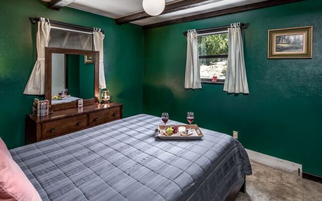 A Frame Acres - Three Bedroom Cabin