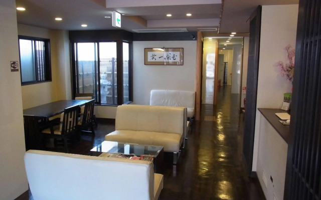 Capsule Ryokan