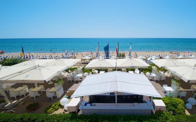 Отель Oasi Di Kufra Hotel