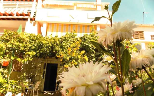 Guesthouse Jenny - Adults Only