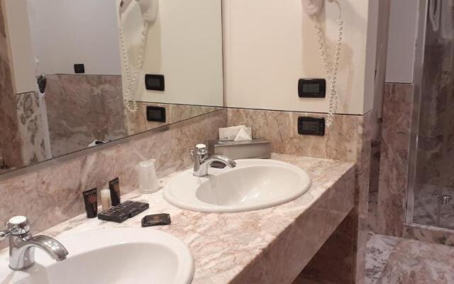 Grand Hotel De La Ville