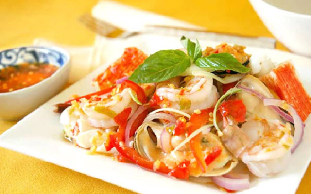 Sand Sea Beach Resort