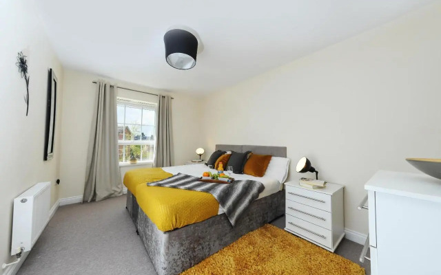 Hunters Wharf River View by Select SA