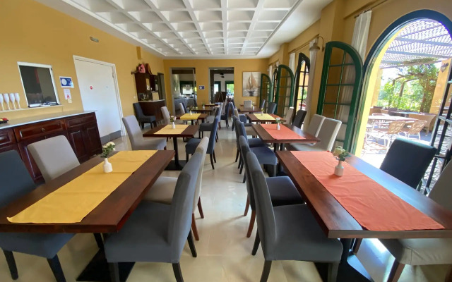 Sunrise Inn