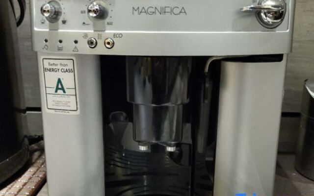 Shoulvrujia Ease Hotel (Ningbo Tianyi Square Jiangxia Bridge Subway Station)