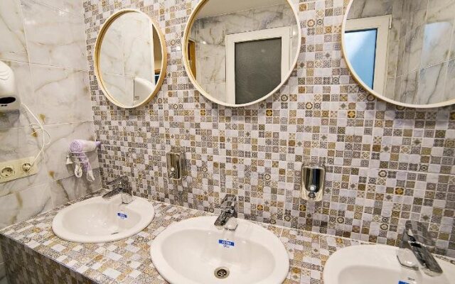 Parus Hostel