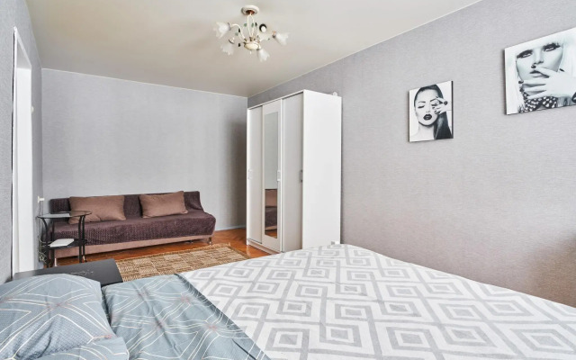 Apartments on Kakhovka street 14 building 1
