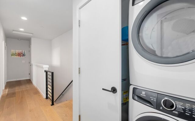Back To The Future Sweet Suites