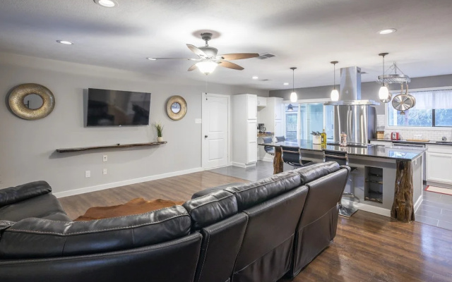 Tonkawa Terrace 4 Bedroom Home