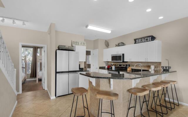 Beach Haven- Beach Pointe 703