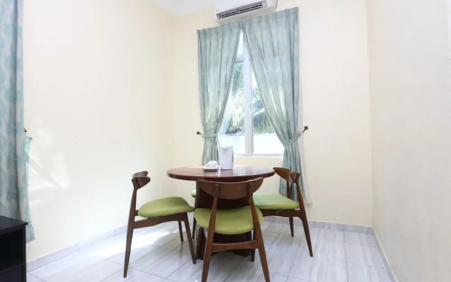 OYO 89607 Aloha Chalet