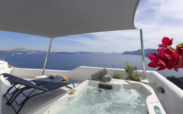 Bluedome Cavehouses by Otium Villas