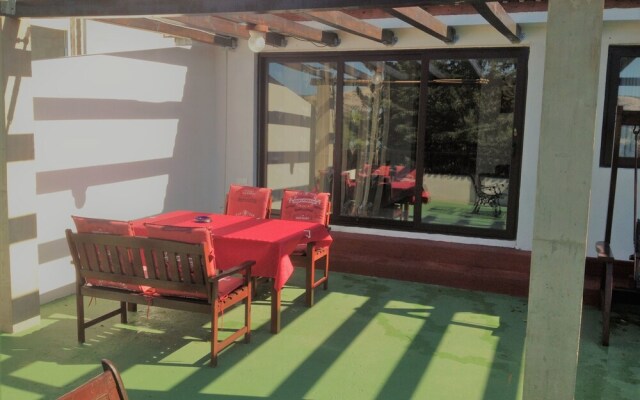 Bungalow Small House