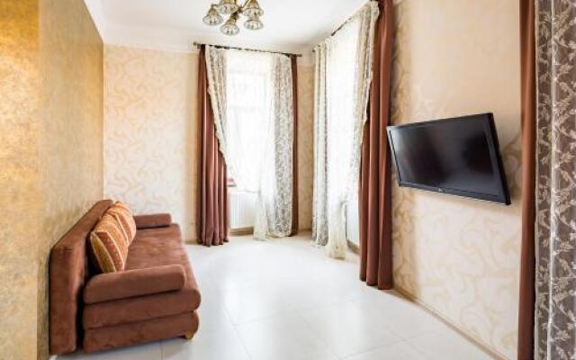 Apartment on Doroshenka Street 1