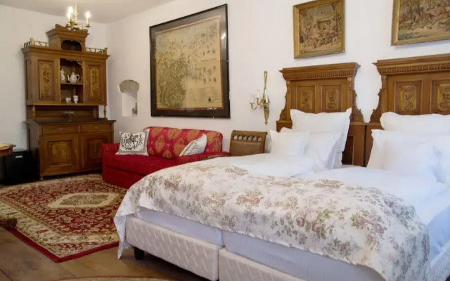 Taschler Haus Boutique