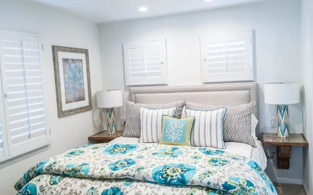 Sunset Cove Villas in Laguna Beach