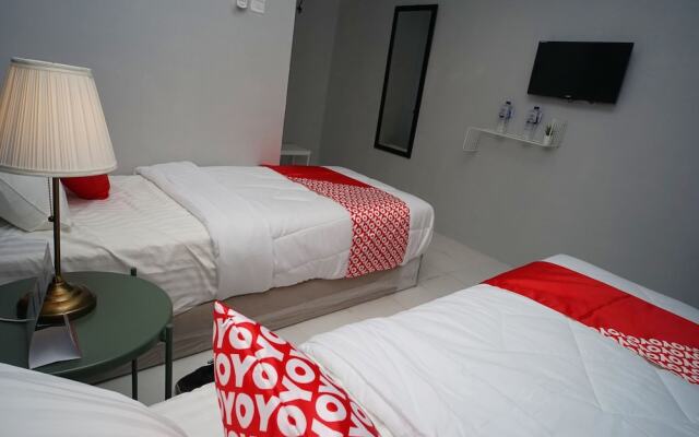 1125 Sani Guest House