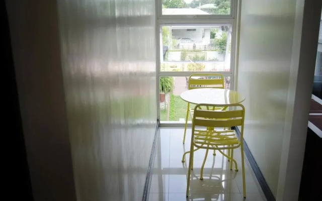Alan Sr. Residences