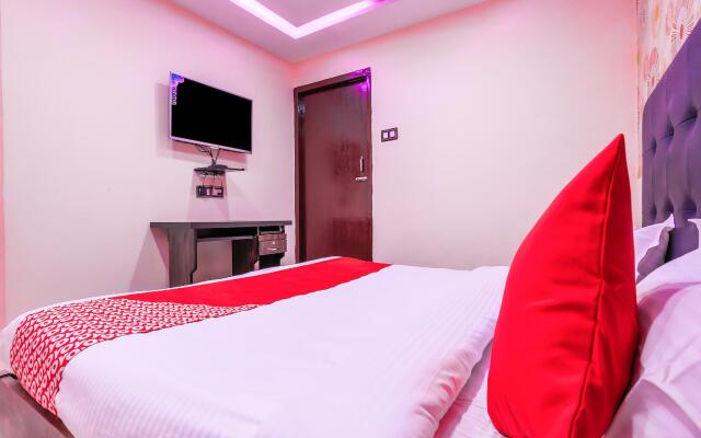 OYO 35652 Hotel Baba Genext