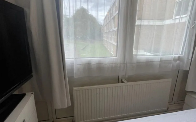 Lovely Double Bedroom - Putney