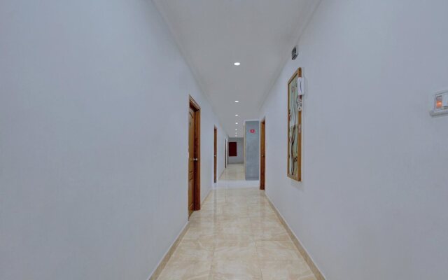 Amethyst Business Hotel by OYO Rooms