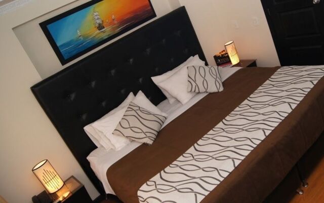 Imperial House Hotel