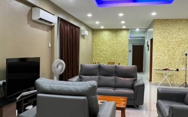 OYO  Homes 90522 Alma Sweet Home