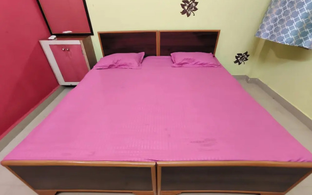 Gauri Shankar P Guest house