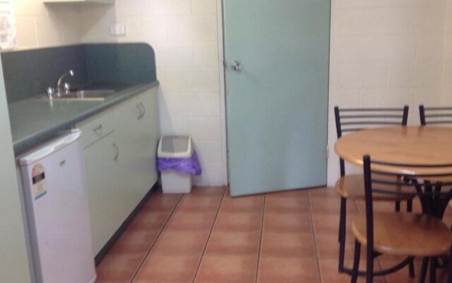 Ayr Max Motel