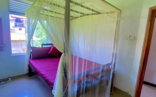 Summer House Mirissa