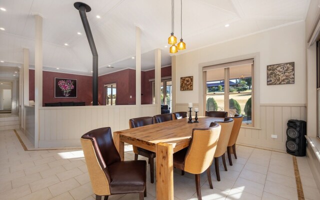 Bellevue by Your Innkeeper Mudgee