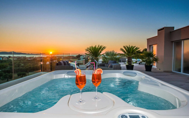 Luxury Apartments Villa Arta