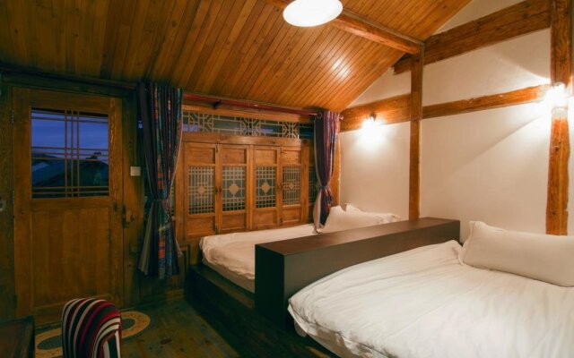 Shaxi Boutique Hostel
