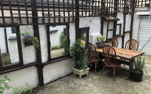 Tranquil Darlington Home , 3br+pet Friendly