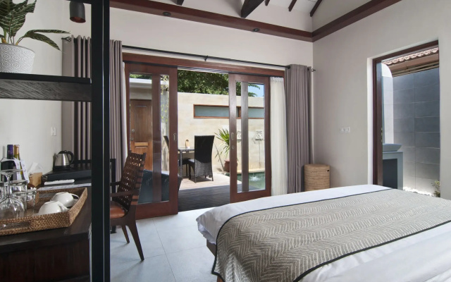 KeRensia Private Pool Villas