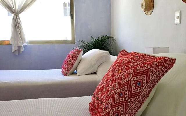 Amanecer y Mañana Private Room - Tulum Town