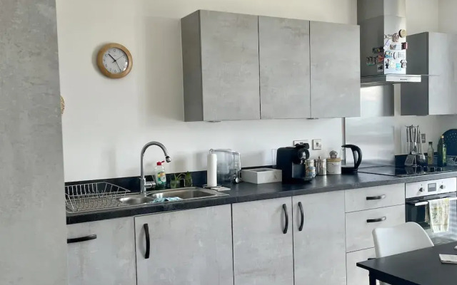 Modern Apartment All Amenities Greater London