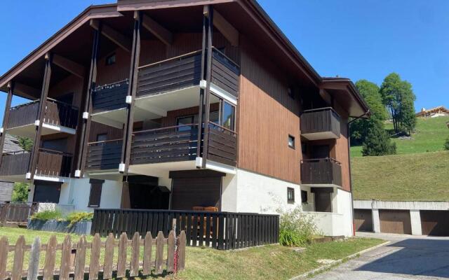 Appartement La Clusaz, 3 pièces, 6 personnes - FR-1-437-95