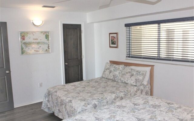 Jamaica Royale - 503 - 2 Br Condo