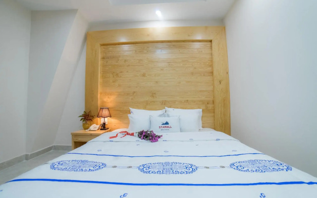 Starhill Hotel
