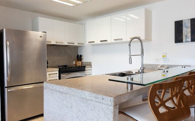 Elements Penthouse 6 3 Bedroom Condo by RedAwning