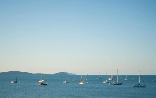 Heart Hotel and Gallery Whitsundays