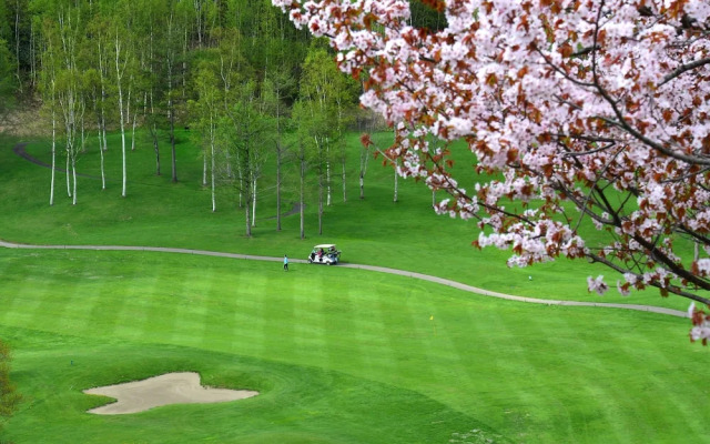Hinode Hills Niseko Village