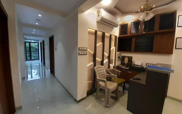 Arena Inn By WB Inn