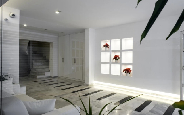 Athens Easy Stay