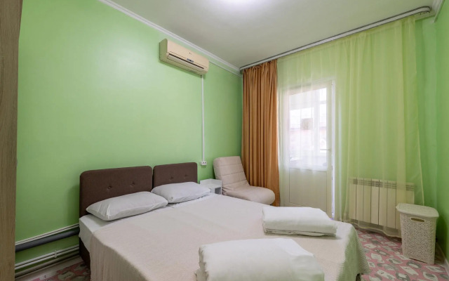 Небольшая семейная студия в мкр. Кудепста