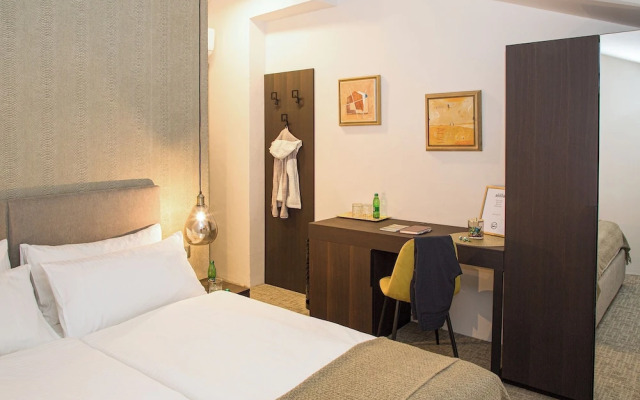 Aldilà Rooms Apartment  Vacation House