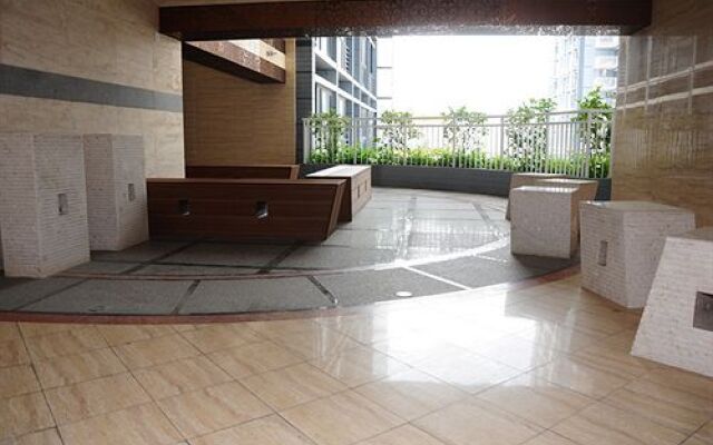 Shenzhen She & He Apartment